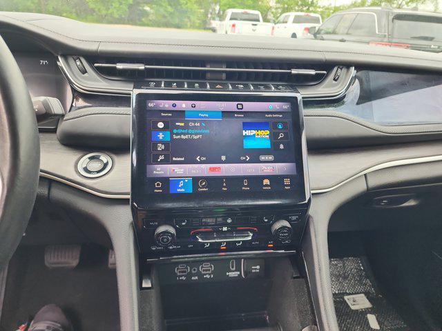 used 2022 Jeep Grand Cherokee car, priced at $30,999