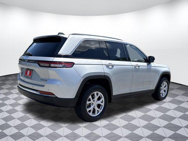 used 2022 Jeep Grand Cherokee car, priced at $30,999