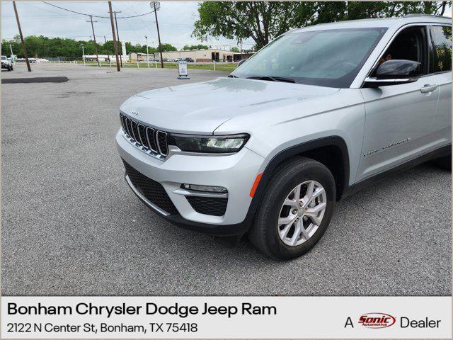 used 2022 Jeep Grand Cherokee car, priced at $30,999