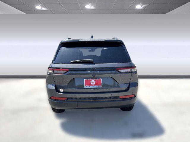 new 2025 Jeep Grand Cherokee car, priced at $33,942