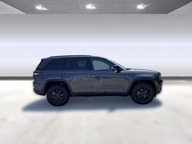 new 2025 Jeep Grand Cherokee car, priced at $33,942