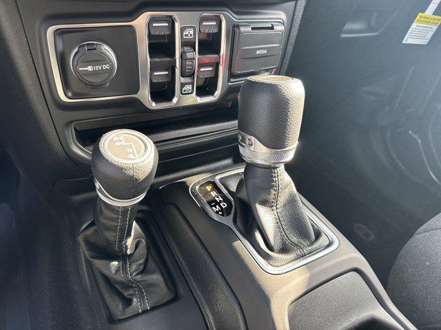 new 2025 Jeep Gladiator car, priced at $44,911