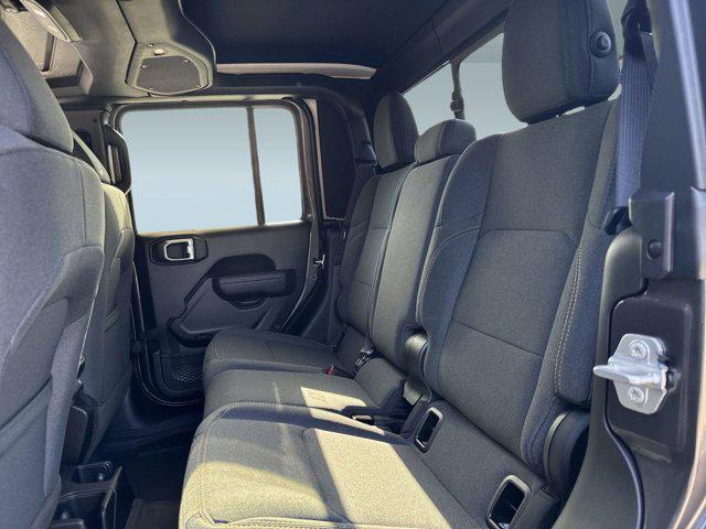 new 2025 Jeep Gladiator car, priced at $44,942
