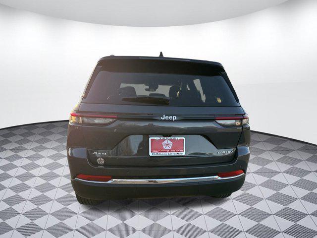 new 2025 Jeep Grand Cherokee car, priced at $35,991