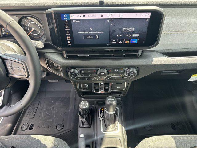 new 2025 Jeep Wrangler car, priced at $43,991