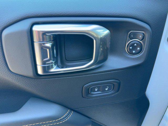 new 2025 Jeep Gladiator car, priced at $43,741