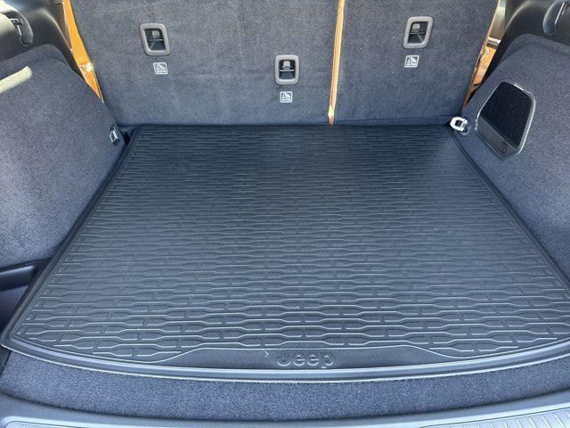 new 2025 Jeep Grand Cherokee car, priced at $57,991