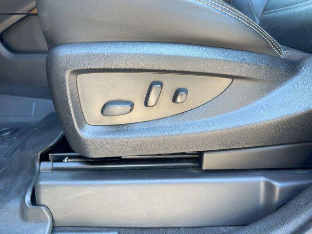 used 2020 GMC Yukon XL car, priced at $30,988