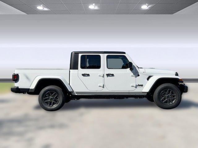 new 2025 Jeep Gladiator car, priced at $40,241