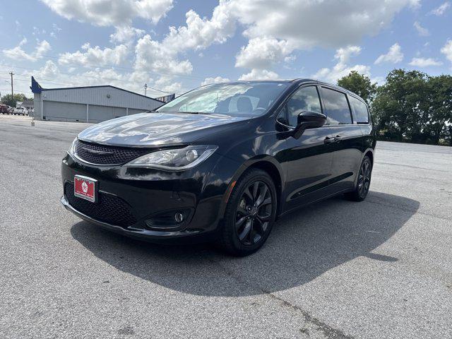 used 2020 Chrysler Pacifica car, priced at $15,788