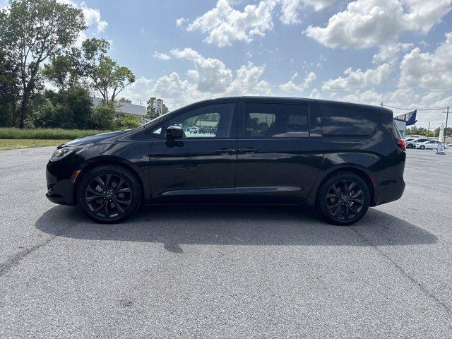 used 2020 Chrysler Pacifica car, priced at $15,788