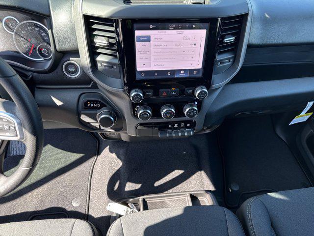 new 2025 Ram 1500 car, priced at $38,364