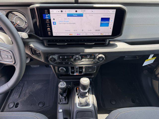 new 2025 Jeep Gladiator car, priced at $41,961