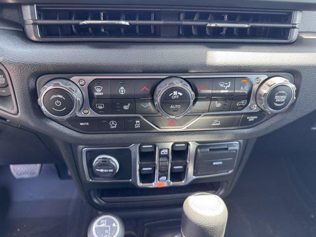 new 2025 Jeep Gladiator car, priced at $41,961
