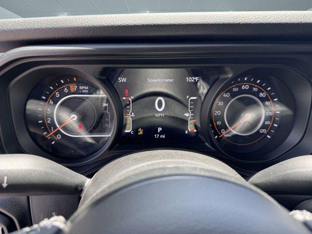 new 2025 Jeep Gladiator car, priced at $40,992
