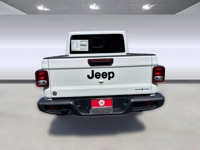 new 2025 Jeep Gladiator car, priced at $43,991