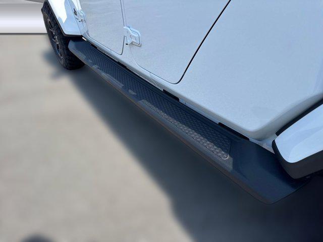 new 2025 Jeep Gladiator car, priced at $42,941