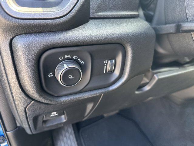 new 2025 Ram 1500 car, priced at $39,961
