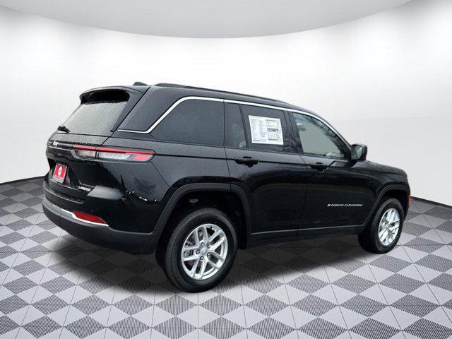 new 2025 Jeep Grand Cherokee car, priced at $35,991