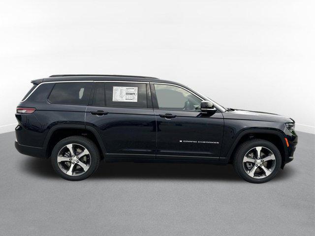 new 2024 Jeep Grand Cherokee L car, priced at $46,995