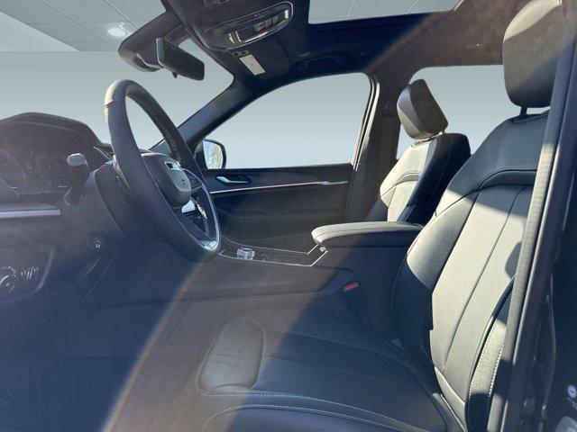 new 2024 Jeep Grand Cherokee car, priced at $53,595