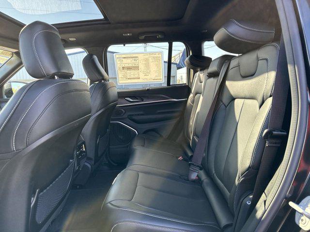 new 2024 Jeep Grand Cherokee car, priced at $48,795
