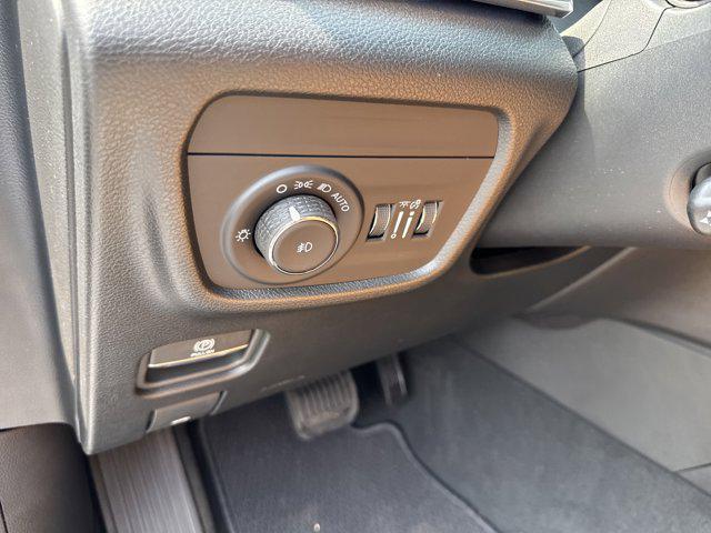 new 2025 Jeep Grand Cherokee L car, priced at $57,921