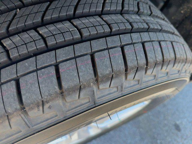 new 2025 Jeep Grand Cherokee L car, priced at $38,491