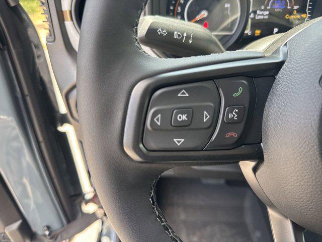 new 2025 Jeep Wrangler car, priced at $43,991