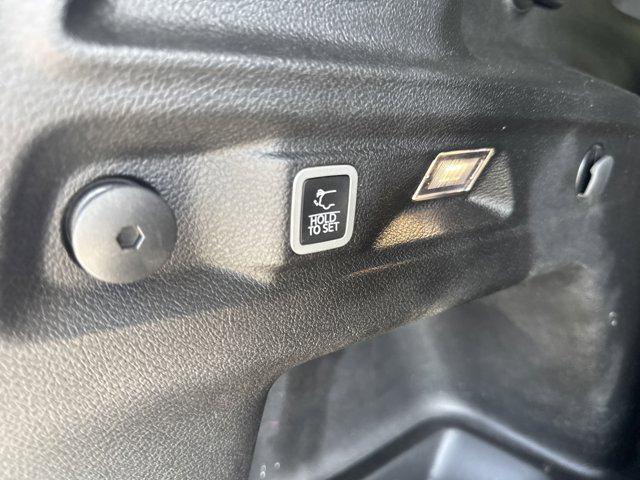 used 2023 Jeep Grand Cherokee L car, priced at $29,998
