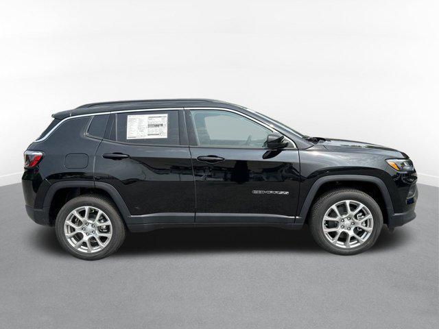 new 2024 Jeep Compass car, priced at $25,995