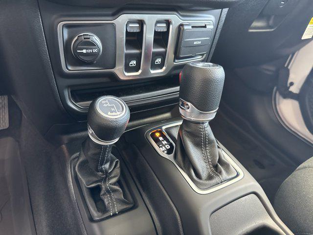 new 2025 Jeep Wrangler car, priced at $36,761