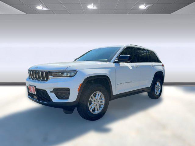 new 2025 Jeep Grand Cherokee car, priced at $35,991