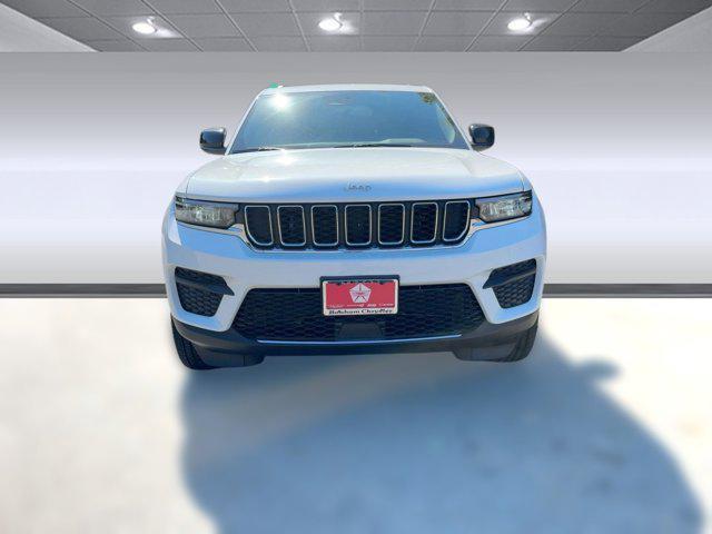 new 2025 Jeep Grand Cherokee car, priced at $35,991