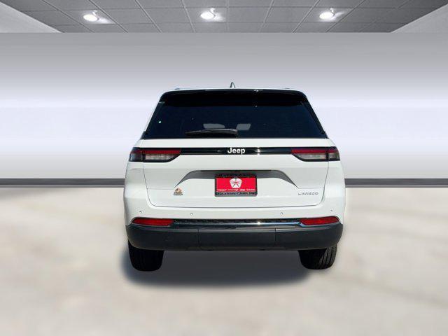 new 2025 Jeep Grand Cherokee car, priced at $35,991
