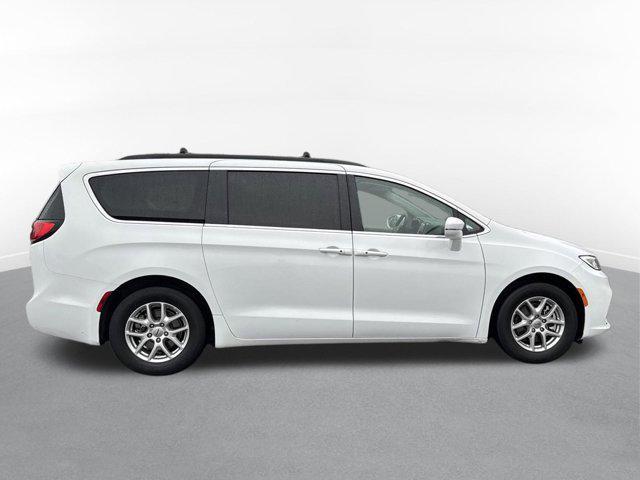 used 2022 Chrysler Pacifica car, priced at $21,998