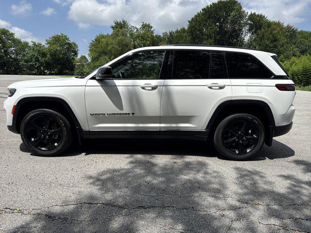 used 2023 Jeep Grand Cherokee car, priced at $31,999