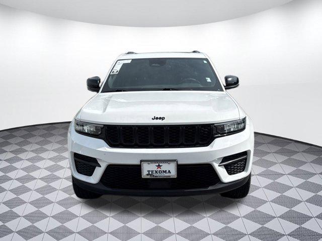 used 2023 Jeep Grand Cherokee car, priced at $31,999