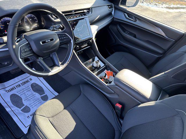 new 2025 Jeep Grand Cherokee car, priced at $34,991