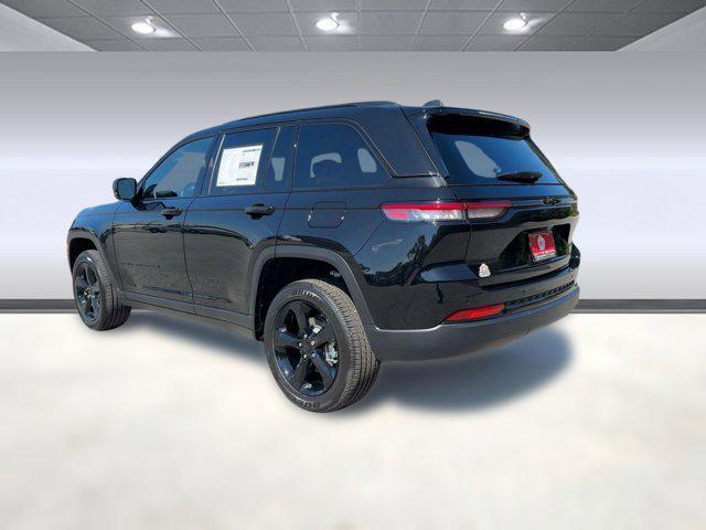 new 2025 Jeep Grand Cherokee car, priced at $40,791