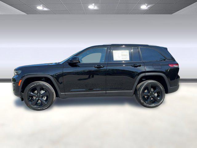 new 2025 Jeep Grand Cherokee car, priced at $39,991