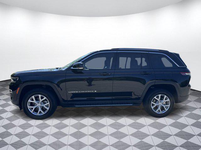 used 2022 Jeep Grand Cherokee car, priced at $32,999