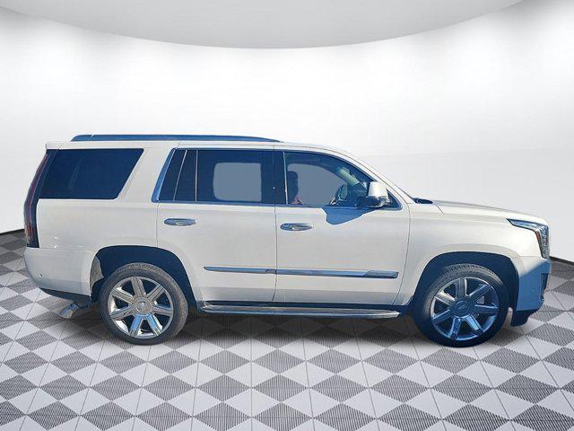 used 2017 Cadillac Escalade car, priced at $27,998