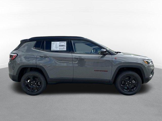 new 2024 Jeep Compass car, priced at $33,994