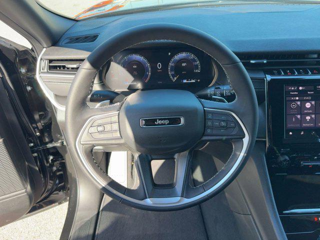 new 2025 Jeep Grand Cherokee car, priced at $38,541