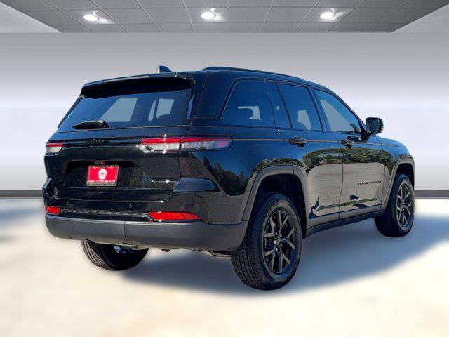 new 2025 Jeep Grand Cherokee car, priced at $38,541