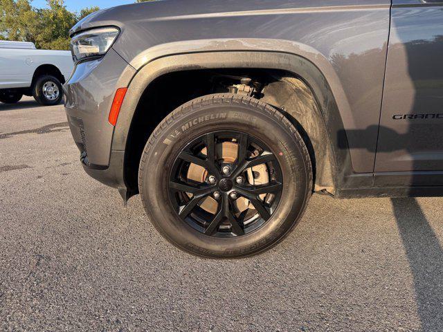 used 2024 Jeep Grand Cherokee L car, priced at $29,588