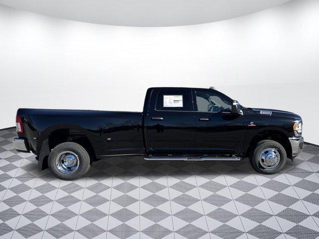 new 2024 Ram 3500 car, priced at $61,991