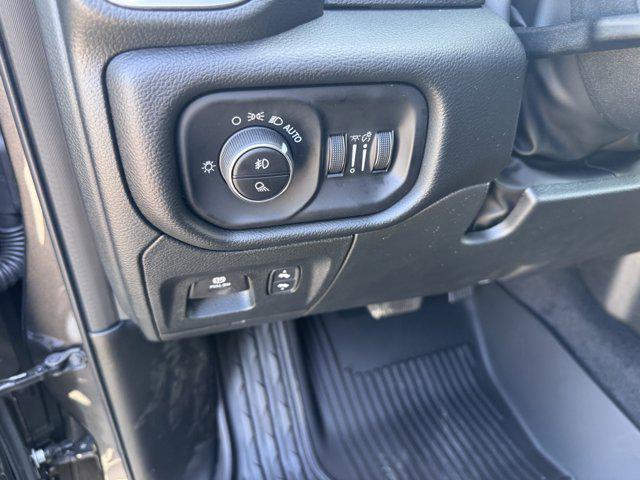 new 2025 Ram 1500 car, priced at $53,471