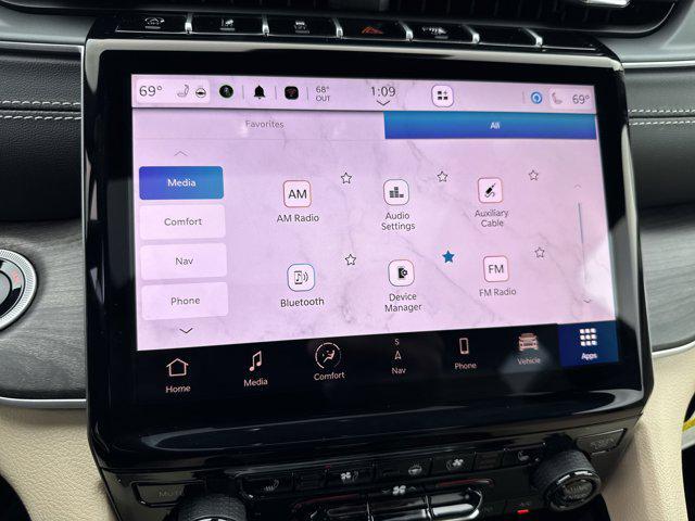 new 2025 Jeep Grand Cherokee car, priced at $46,991